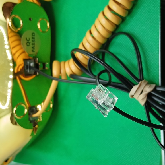 Gold Tone Analog Push Dial Novelty Phone - Picture 4 of 7